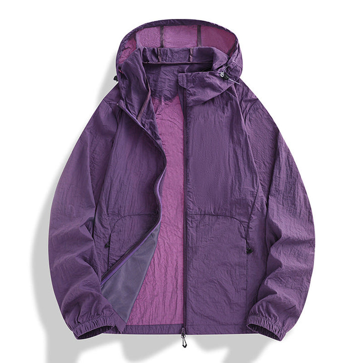 Leichte Herren Sportjacke mit Kapuze, winddicht und bequem, ideal für Outdoor-Aktivitäten und Reisen.