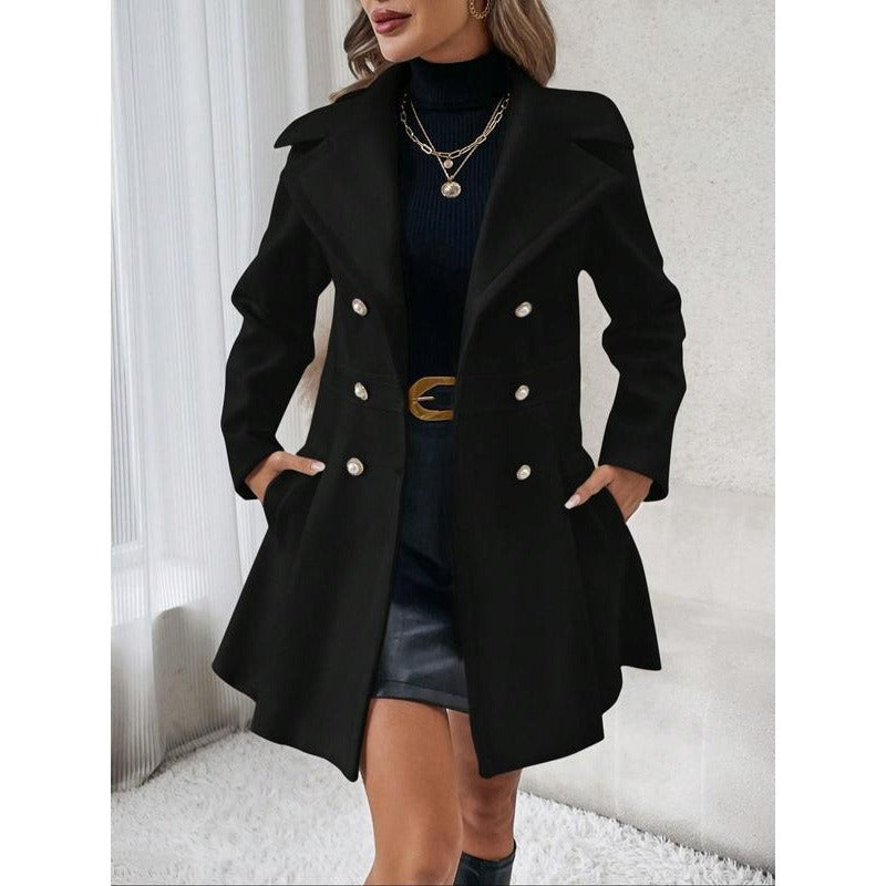 Klassischer Damen Trenchcoat, vielseitiger Übergangsmantel für elegante Business- und Freizeit-Outfits.