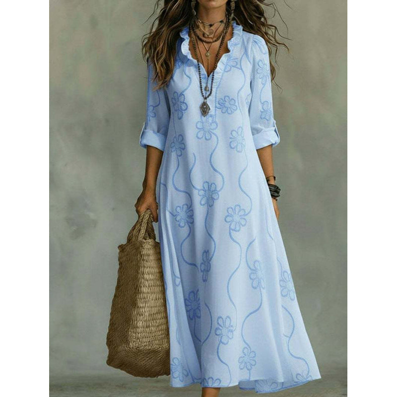Stylisches Damen Freizeitkleid in Maxilänge mit floraler Stickerei & V-Ausschnitt. Bequem & elegant.
