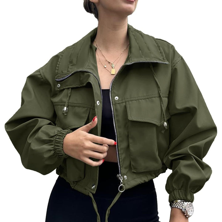 Blaue modische Damen Kurzjacke, sportlich-leger, passt perfekt zu Frühlings-Outfits. Bequeme Übergangsjacke.