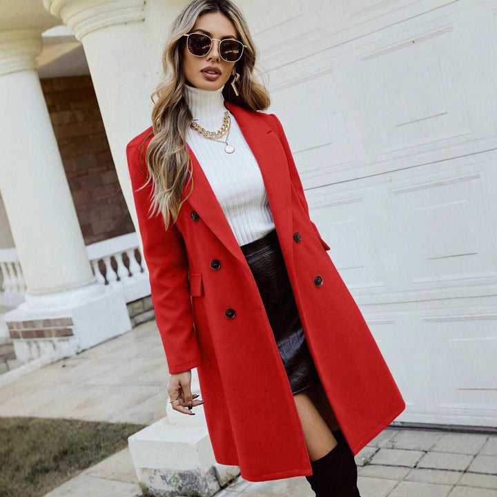 Schicker Damen Blazer, ideal kombiniert für einen professionellen Business-Look. Eleganter Schnitt & Passform.