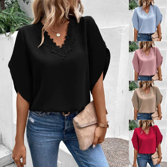 Elegante Damen Spitzenbluse mit V-Ausschnitt und Fledermausärmeln, ideal für Business Casual & Freizeit.