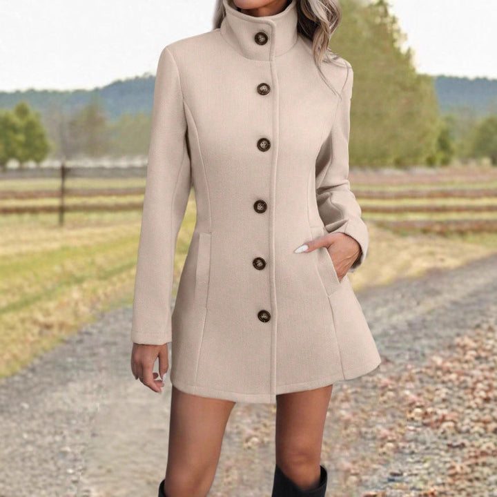 Damen Jacke elegant mit Stehkragen, langärmlig. Perfekt für Herbst & Winter.