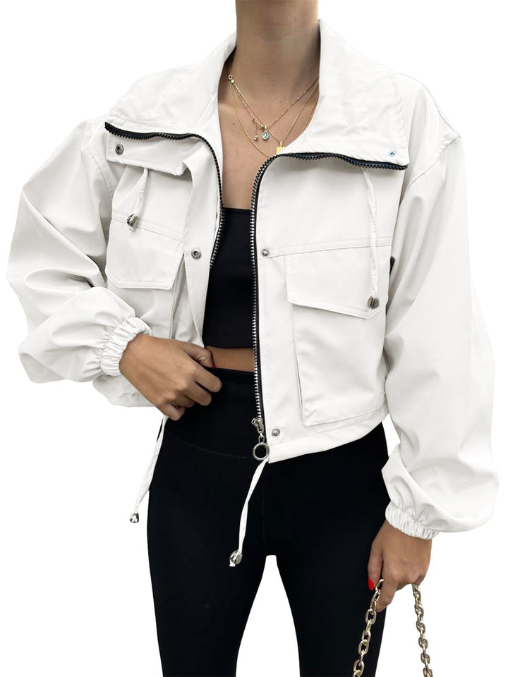 Stylische Damen Kurz-Sportjacke für Übergangszeit, Frühling, Herbst; modische Freizeitjacke, leicht & bequem.