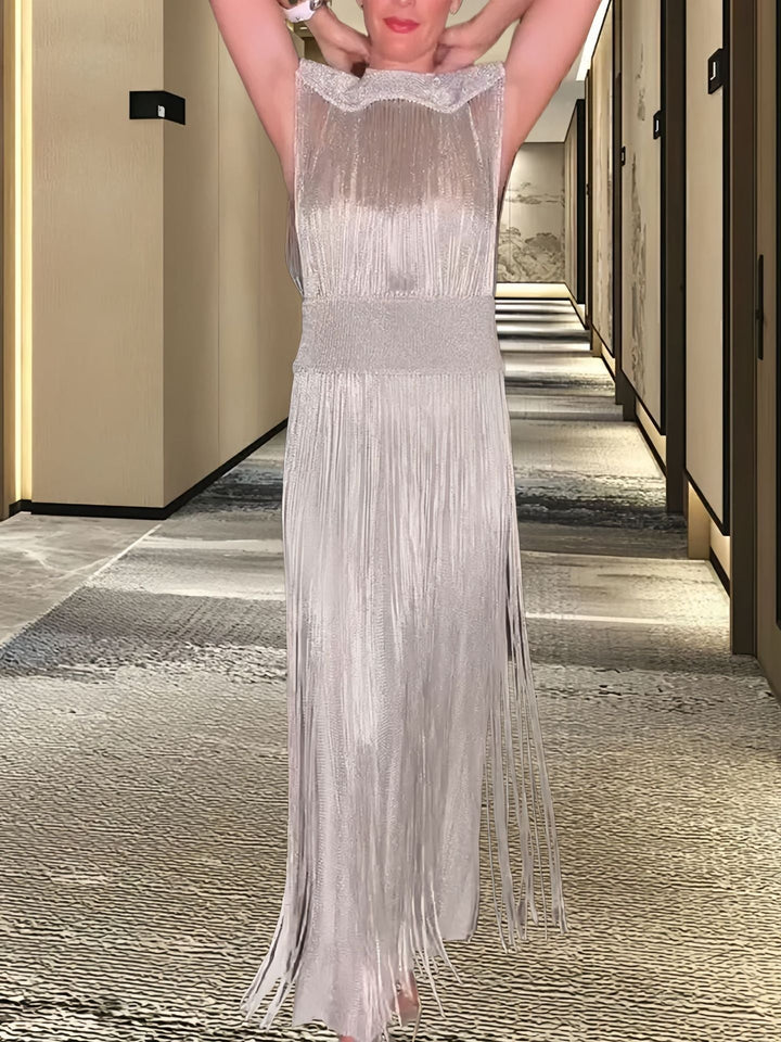 Langes Partykleid für Damen mit glamourösem Design. Perfekt für besondere Anlässe & festliche Nächte.