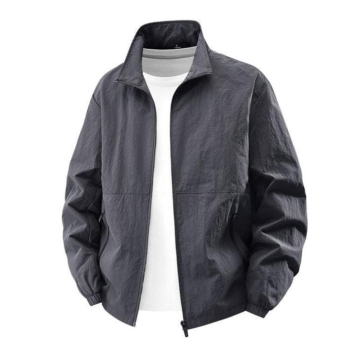 Komfortable leichte Herrenjacke, atmungsaktiv & vielseitig, die ideale Ergänzung für Ihre Garderobe.