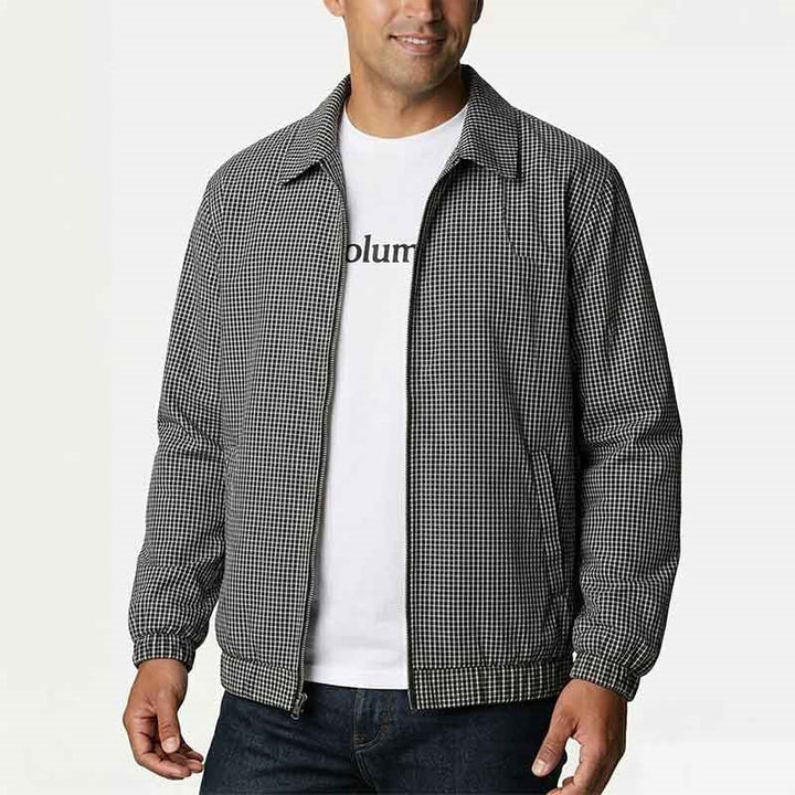 Lässige karierte Herren-Freizeitjacke, bequem geschnitten für entspannte Herbst- und Frühlingsoutfits.