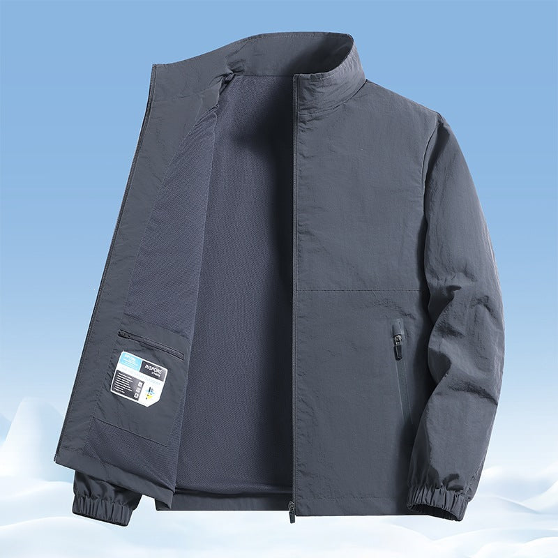 Moderne Herren Übergangsjacke, leicht, atmungsaktiv & bequem, perfekt für urbane Entdecker.