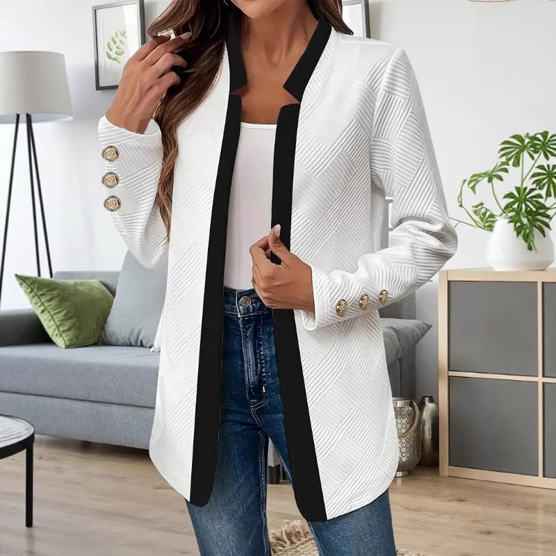 Figurbetonte Business Blazerjacke für Damen im zeitlosen Stil, ideal für modische Büro- & Freizeit-Outfits.