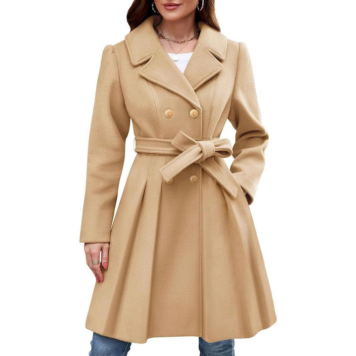Moderner Damenmantel, doppelreihig, perfekt für elegante Business-Looks.