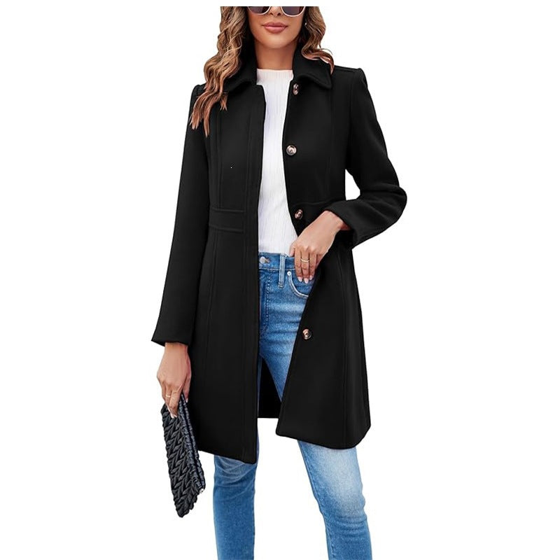 Eleganter Damen-Wintermantel in klassischem Schnitt. Warm, stilvoll, perfekt für Büro & Freizeit im Herbst & Winter.