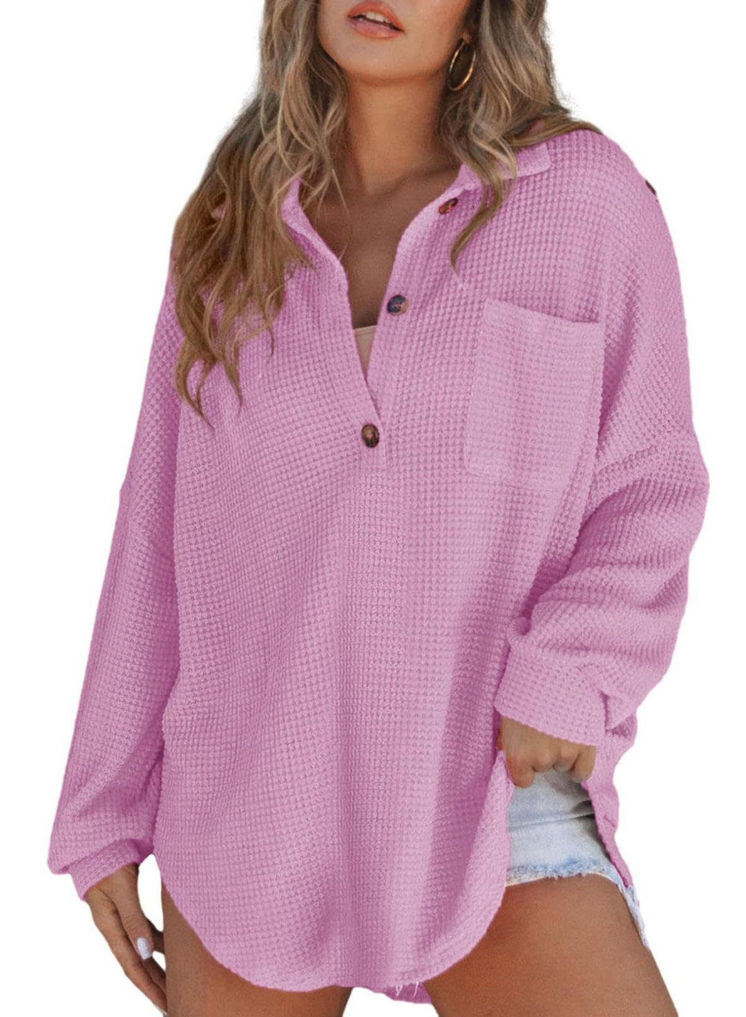 Damen Oversize Hemdbluse mit feiner Waffelstruktur, Langarm, Kentkragen und Brusttasche, bequem.