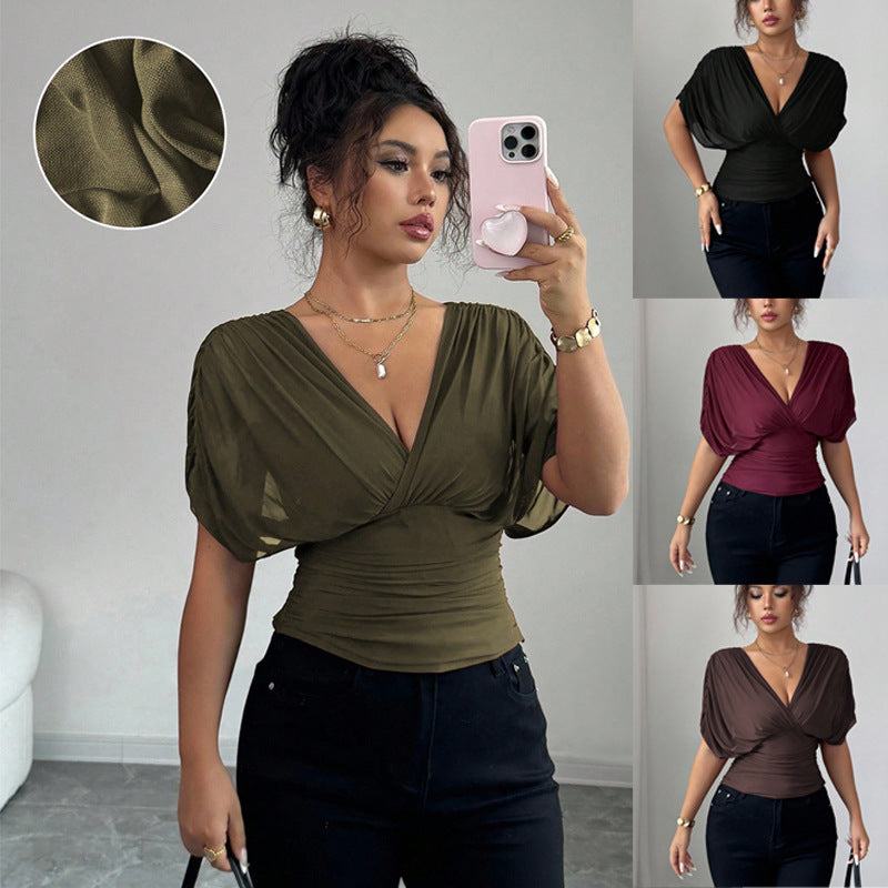 Elegantes figurbetontes Damen Wickel-Top mit V-Ausschnitt & Flügelärmeln für Business-Casual.