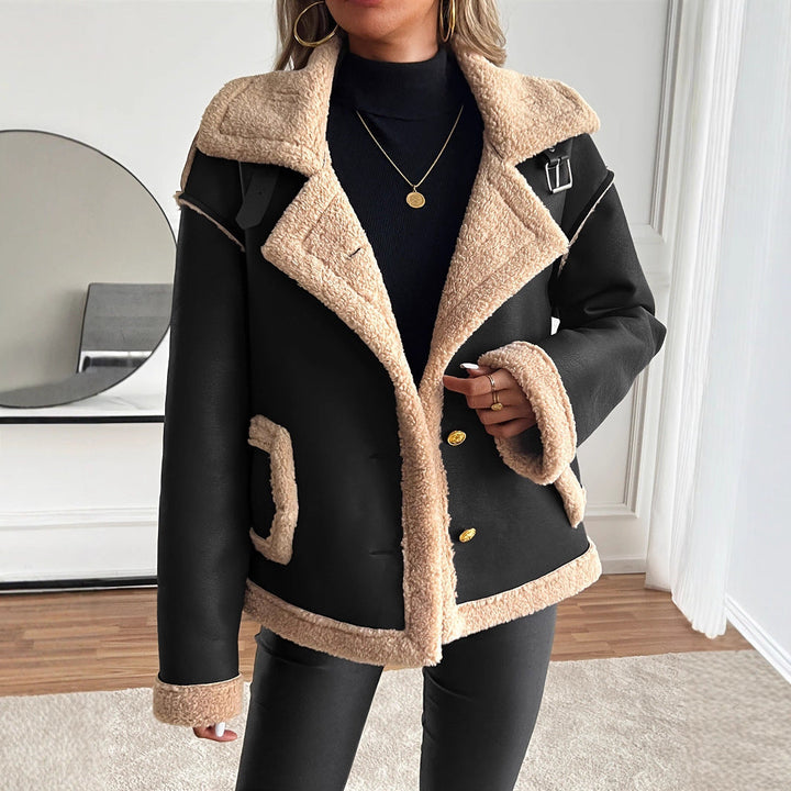 Elegante schwarze Damen Winterjacke, warm gefüttert und lässig, vielseitige Oberbekleidung für den Winter.