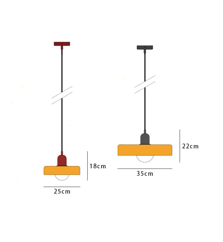 Stilvolle Bauhaus Pendelleuchte aus farbigem Glas für Ihr modernes Wohnzimmer.