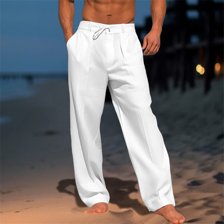 Elegante Herren-Sommerhose mit Kordelzug und Faltenfront für stilvolle Freizeitmomente. Leicht und bequem.