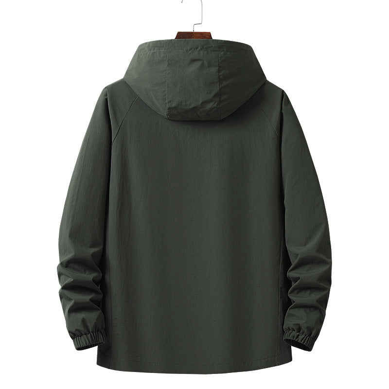 Winddichte & wasserabweisende Herren-Kapuzenjacke in Grau, perfekt für Outdoor-Aktivitäten.