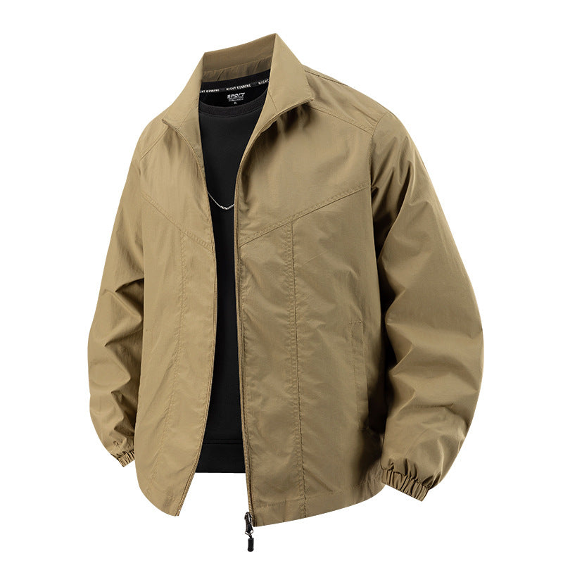 Leichte Herren Übergangsjacke für Frühling & Herbst, stilvoll und bequem für täglichen Gebrauch.