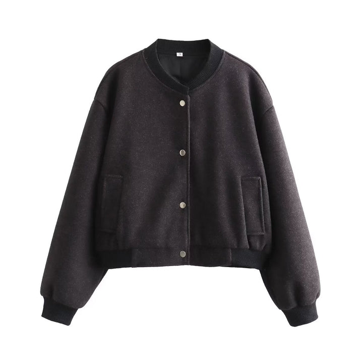 Modische Damen Bomberjacke in Schwarz, ideal als lässige Übergangsjacke für stilvolle Frauen.