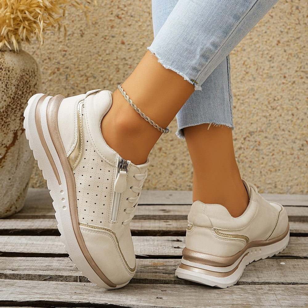 Stylische Damen Freizeitschuhe, ideal als Walkingschuhe, bieten Stabilität und hohen Tragekomfort.