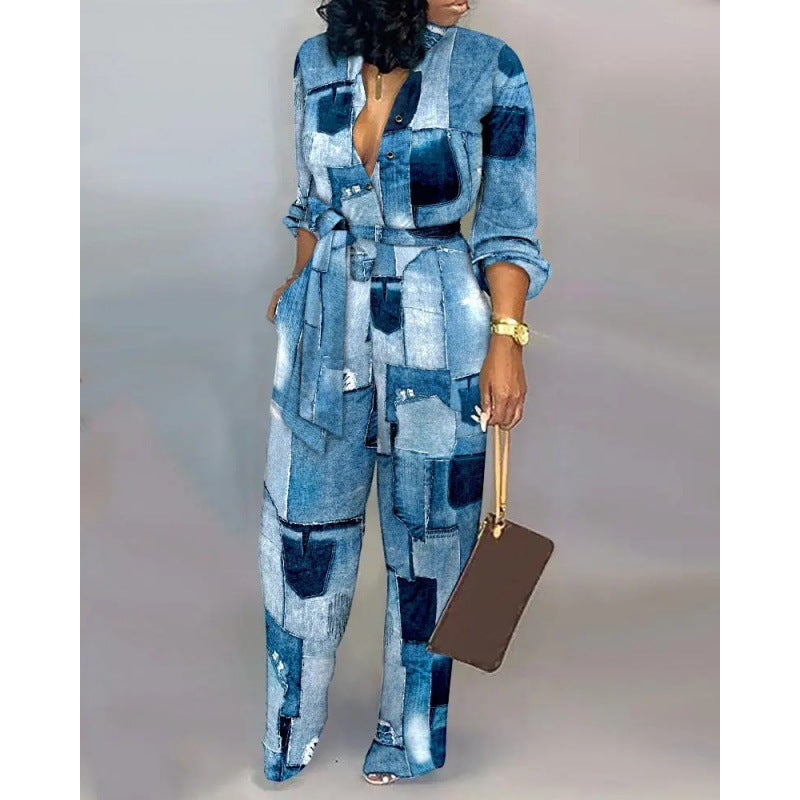 Damenmode: Trendiger Patchwork Overall, bequem und elegant für Sommer- und Freizeitlooks.