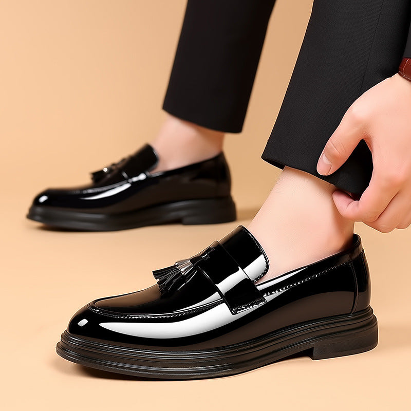 Schwarze Herren Halbschuhe, flexibel & atmungsaktiv. Stilvolle Business- & Freizeitschuhe für Männer, ideal für jeden Tag.