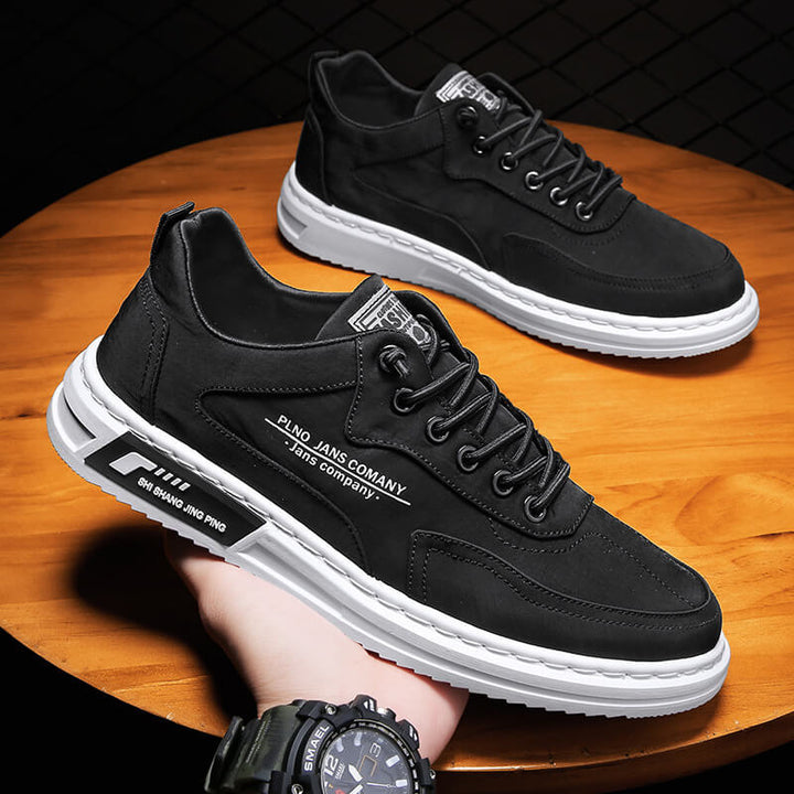 Graue Herren Orthopädische Sneaker Oscar mit rutschfester Sohle. Ideale Komfortschuhe gegen Fußschmerzen.