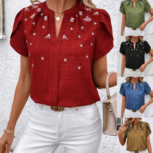 Elegante Damen Kurzbluse mit Stehkragen & floraler Stickerei; perfekt für den luftigen Sommer-Look.