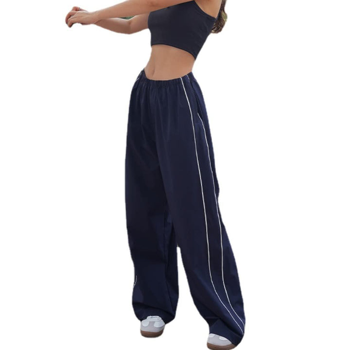 Helle Damen Sommerhose, weites Bein, Elastikbund, für Freizeit, Alltag und moderne Fashion-Looks.