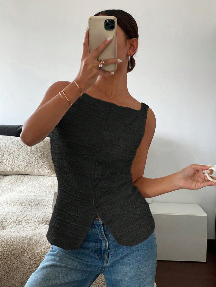 Trendiges Damen Struktur-Top, ärmellos, mit Zierknopfleiste für einen eleganten Look.