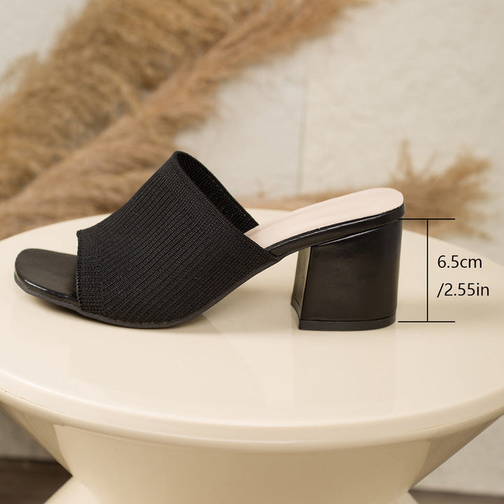 Bequeme Damen Sandaletten mit gedämpfter Sohle, elegantem Keilabsatz und offener Spitze für den Sommer.