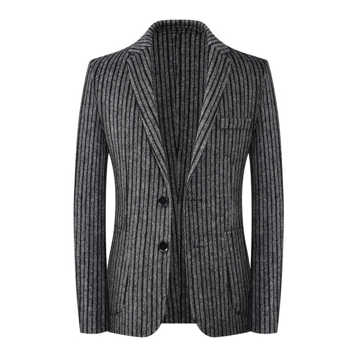 Vielseitiger gestreifter Herrenblazer für Frühling & Herbst. Slimfit Jackett, elegant für Business und stilvoll für Freizeit.