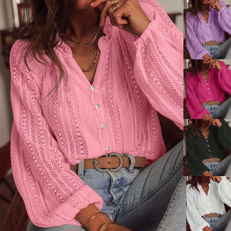 Damen Häkelbluse im Boho-Stil mit luftigen Ballonärmeln und V-Ausschnitt für Sommer-Outfits.