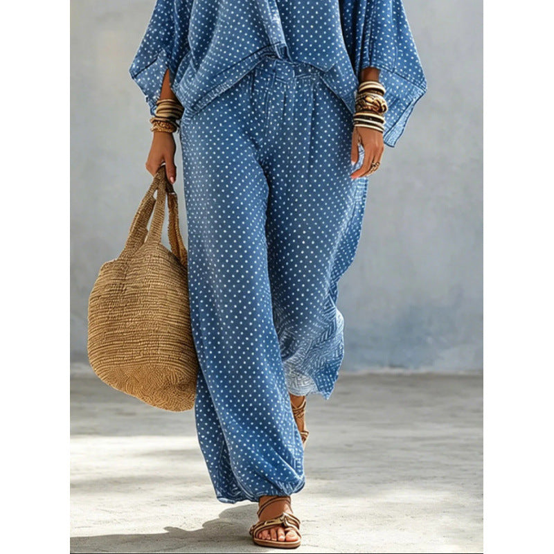 Weite Damen Palazzohose im Boho-Stil, bequem und elegant, perfekt für Freizeit oder Urlaub, Teil des Lounge-Sets.