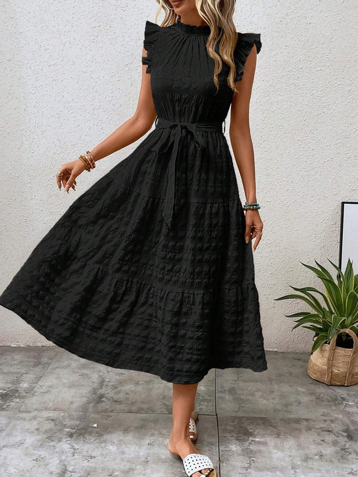 Komfortables Damen Midikleid mit Stehkragen, Rüschenärmeln & Taillengürtel. Perfektes Party- oder Freizeitkleid.