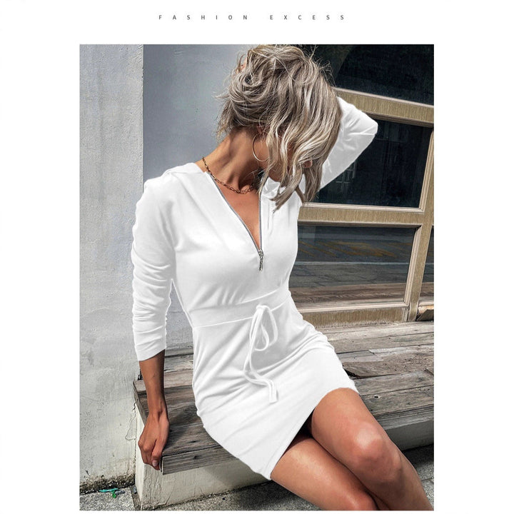 Damen Sport-Freizeitkleid mit Reißverschluss & Gürtel. Modisches Langarmkleid für lässige Casual-Looks.