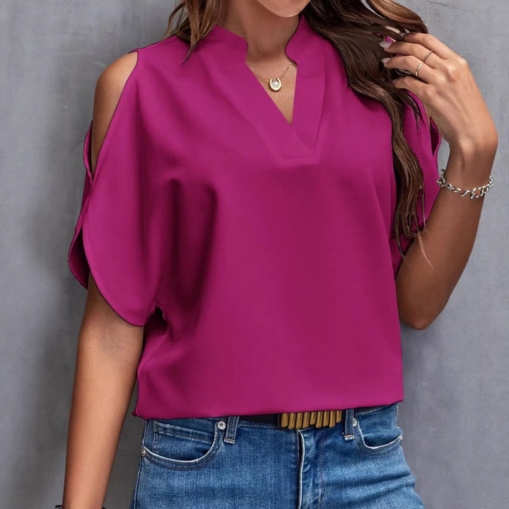 Schicke Damen Carmenbluse, schulterfrei, mit V-Ausschnitt und Stehkragen. Vielseitig für jeden Anlass.