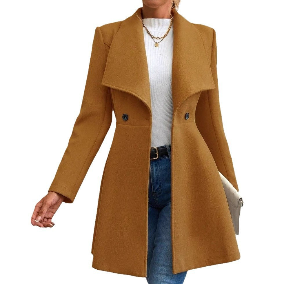 Modische elegante doppelreihige Damenjacke. Vielseitige Oberbekleidung für Herbst & Winter mit klassischem Flair.
