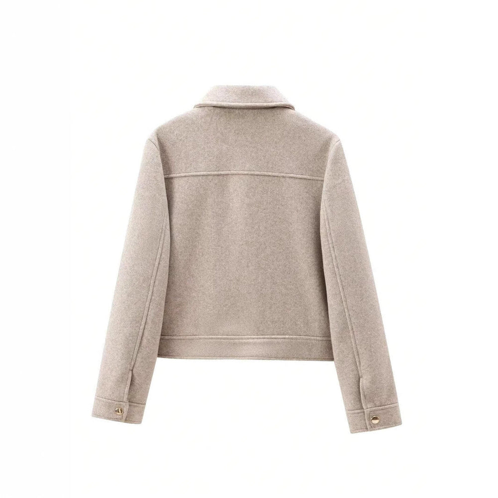 Modische Damen Utility-Jacke Khaki, perfekt für den urbanen Alltag, kombiniert Stil & Komfort.