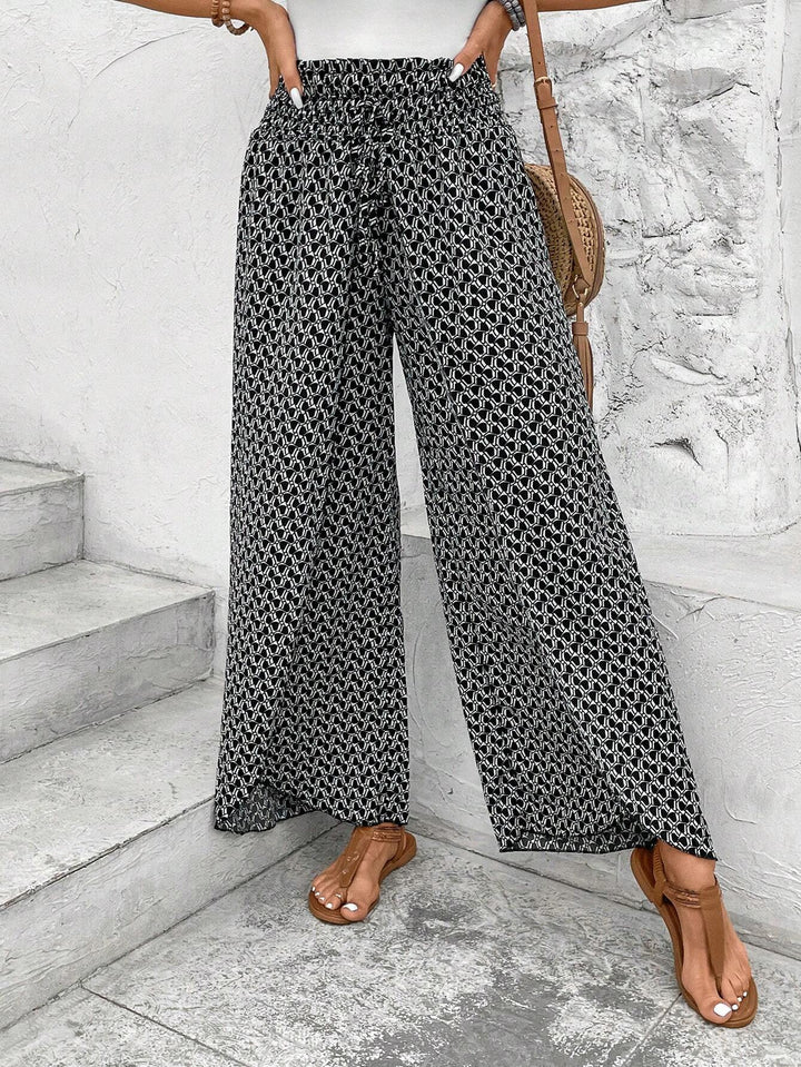 Elegante & bequeme Damen Palazzo-Hose mit weitem Bein & elastischem Bund. Stilvolle Sommer-Garderobe.
