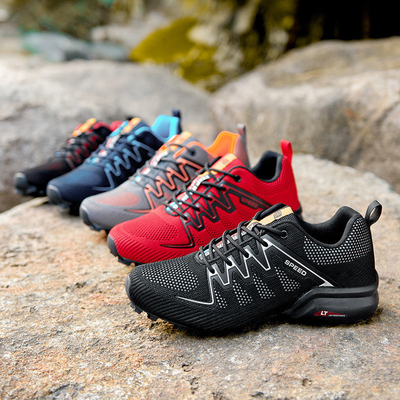 Robuste Damen Trailrunning-Schuhe mit rutschfester Profilsohle. Ideal für schwieriges Gelände und Outdoor-Sport.