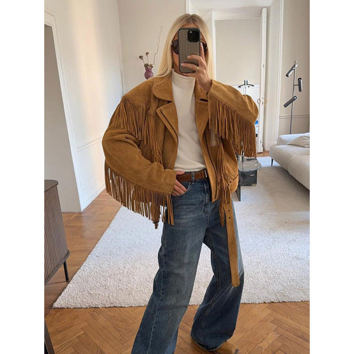 Damen-Fransenjacke mit weiten Ärmeln in lässigem Boho-Stil, perfekte Oberbekleidung für Frühling und Herbst.