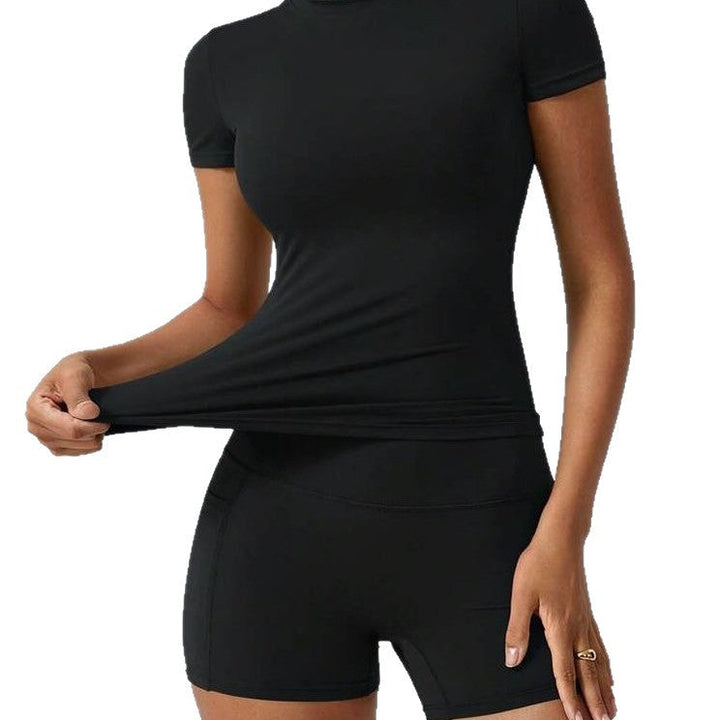 Modische Freizeitshorts für Damen, perfekt für Sport & Alltag.