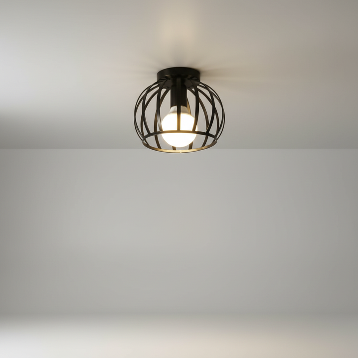 Minimalistische Deckenleuchte mit offenem Korbschirm für warmes, dimmbares Licht in Schlafzimmer oder Flur.