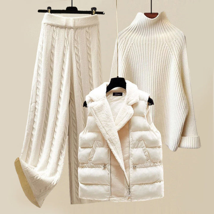 Kuscheliger warmer Damen Rollkragenpullover, Teil des eleganten Wintersets.