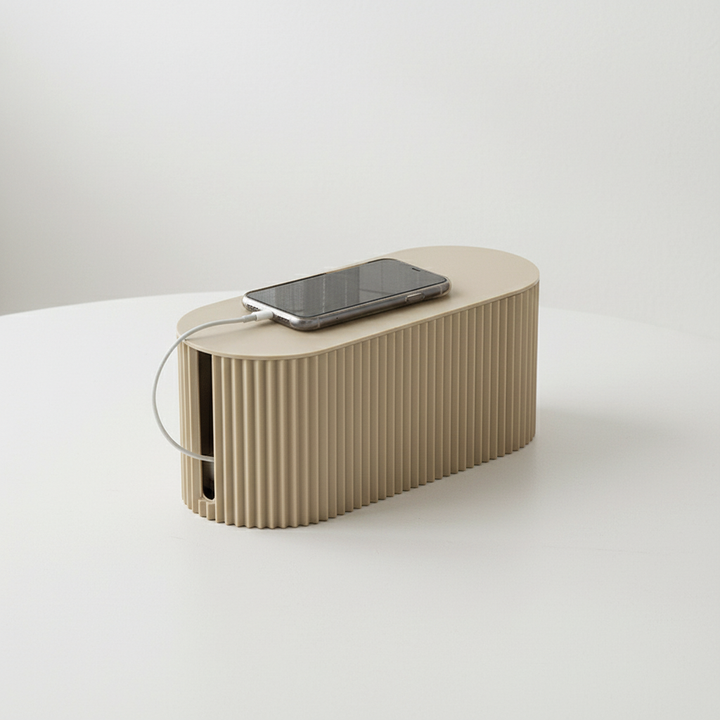 Elegante Kabel Organizer Box, ideal zur Reduzierung von Kabelsalat in Wohnzimmer & Homeoffice-Bereichen.