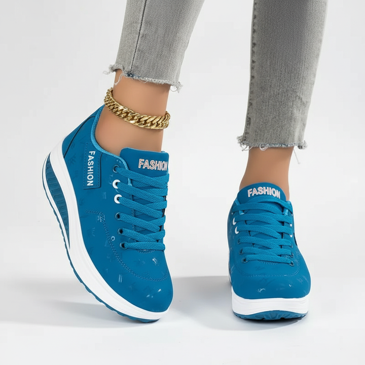 Vorderansicht der Amelie Damen-Sneakers, stilvolle orthopädische Schuhe.