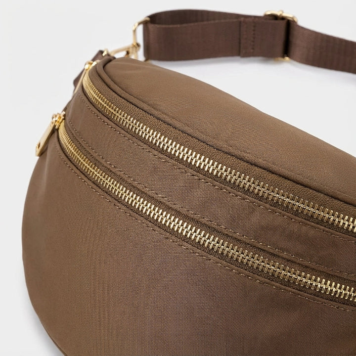 Moderne Damen Handtasche aus robustem Oxford Stoff mit elegantem Karomuster, perfekt für stilvolle Auftritte.
