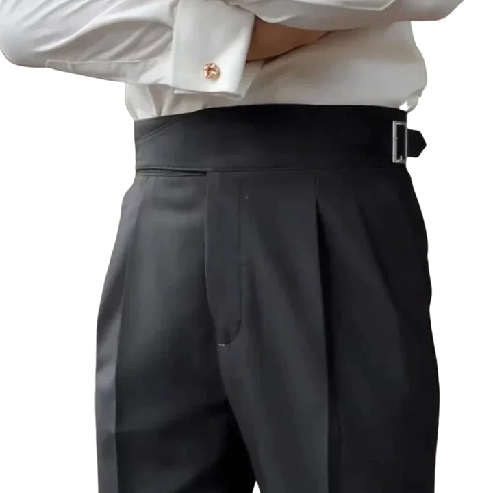 Hochtaillierte Herrenhose mit geradem Bein in modernem Stil, perfekt für den Alltag.