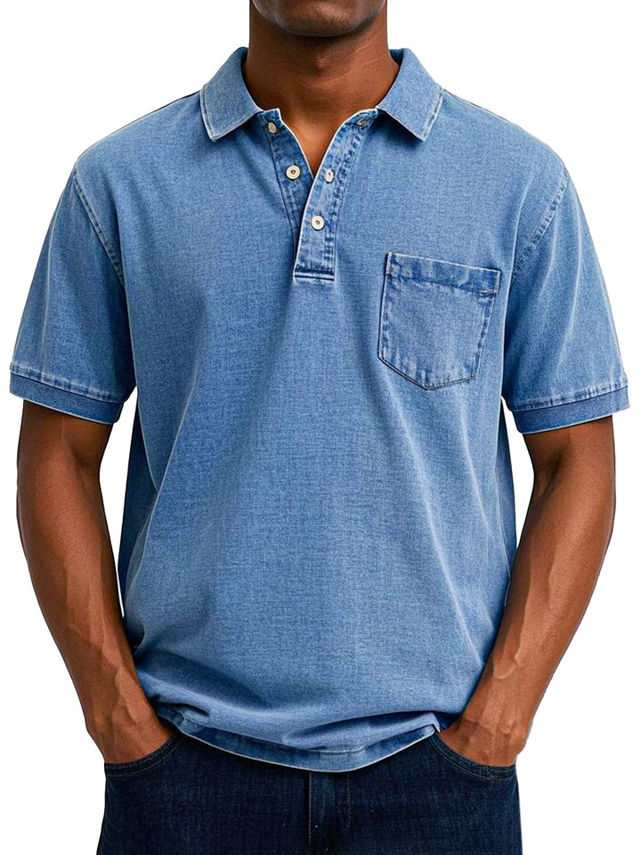 Herren Vintage Poloshirt im Denim-Look mit Kurzarm und Brusttasche. Lässiges Herrenmode-Stück.